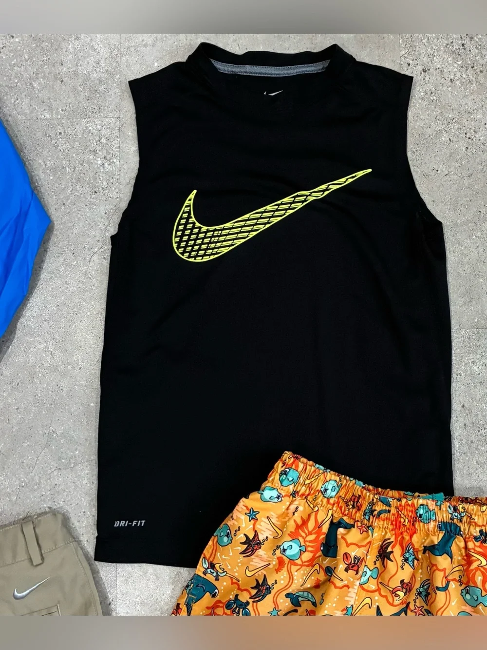 Boys NIKE/COLUMBIA Shorts…Tank Top & Jacket, sz Small (8)